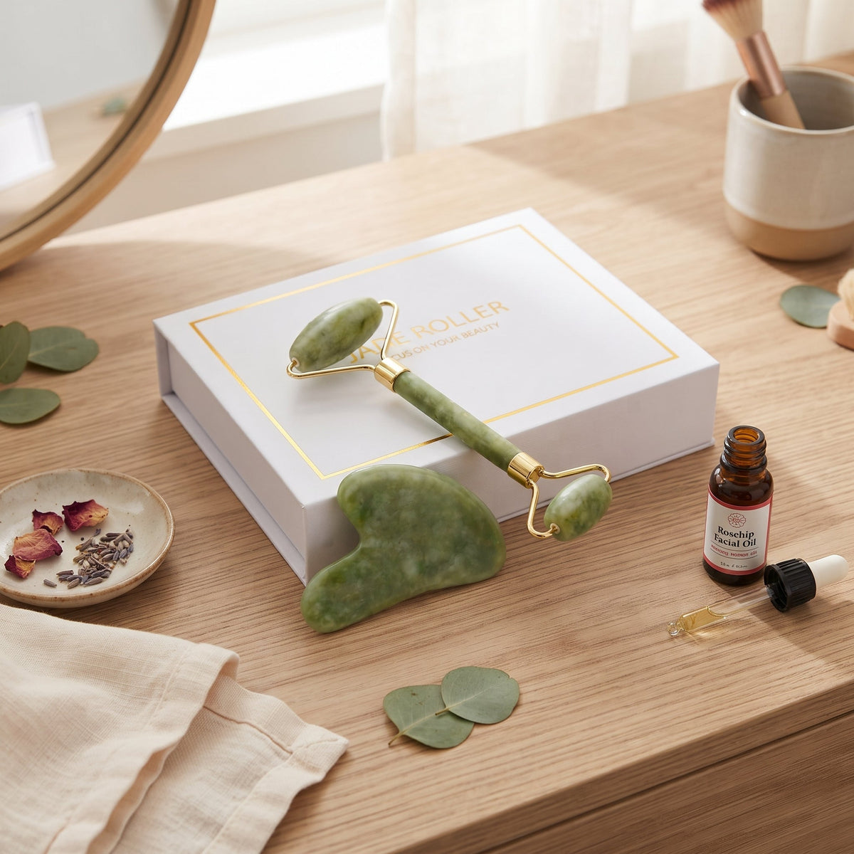 Jade Roller & Gua Sha Gift Box - product photo 10