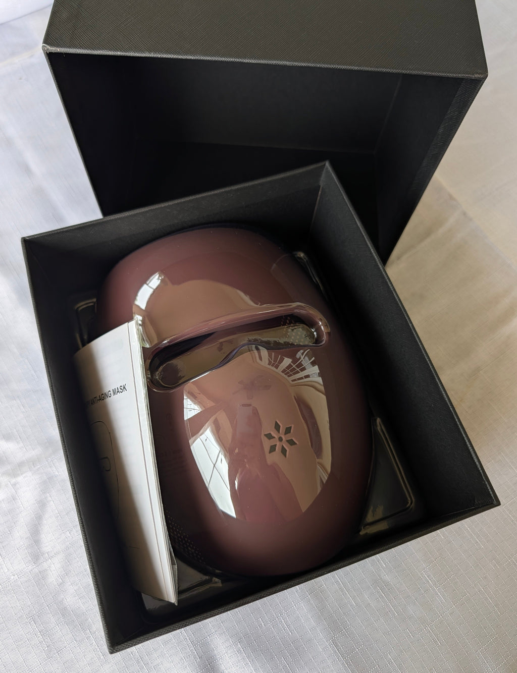 3D Phototherapy Anti-Aging Mask & Thermal Neck Sculpting System - product photo 8